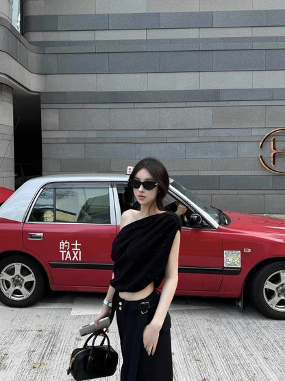 May. 曖昧氛圍 鬆弛感燙鑽一字肩針織上衣 黑