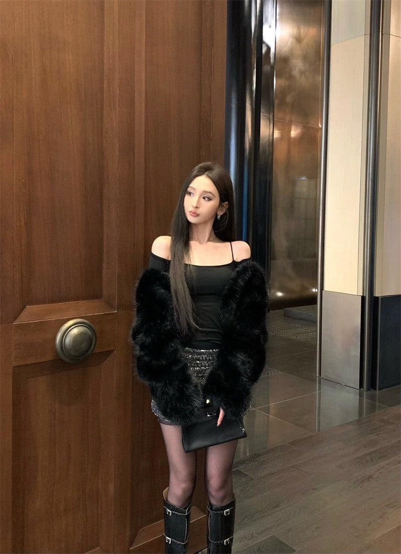 Jan. 歐美女無法抗拒 溫柔露肩彈力上衣 白/黑