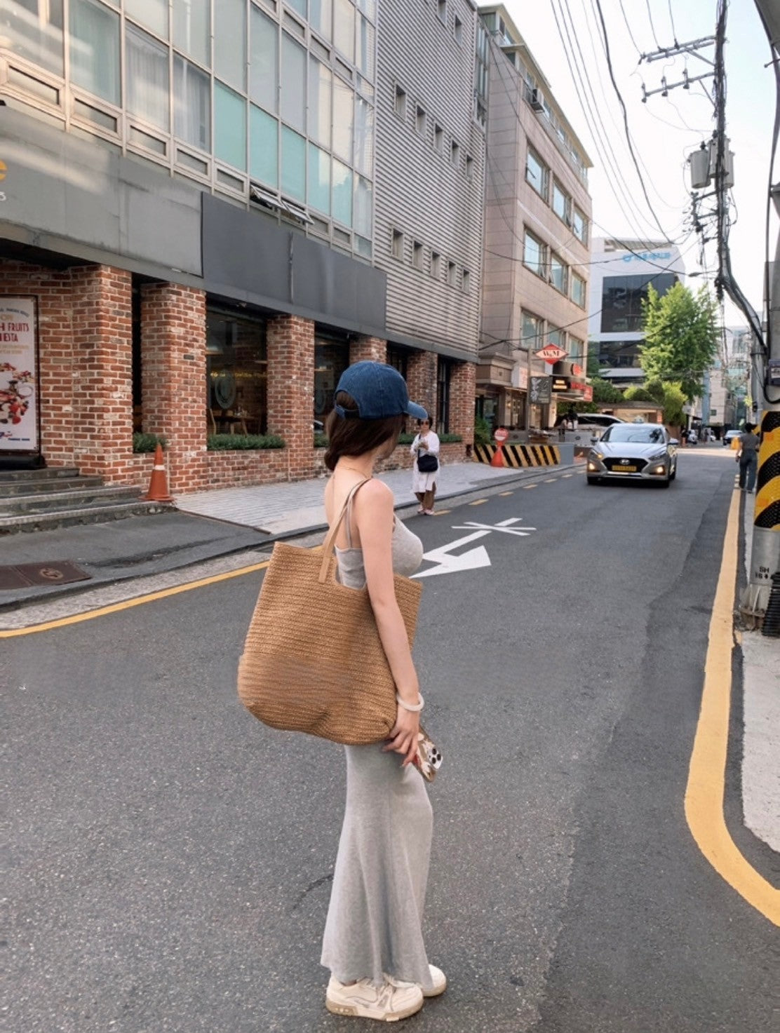 Sep. 卡戴珊人魚姐姐 性感網紗縷空修身吊帶連身裙 灰