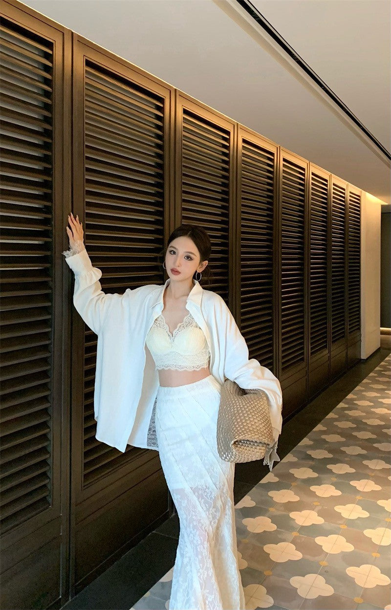 Jun. 花雕美人 蕾絲V領內搭背心 魚尾修身半身裙 米色