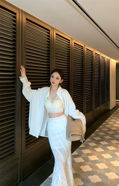 Jun. 花雕美人 蕾絲V領內搭背心 魚尾修身半身裙 米色