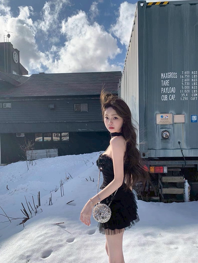 Jun. 玫瑰廢墟 氣質優雅手工花網紗蛋糕裙套裝 黑