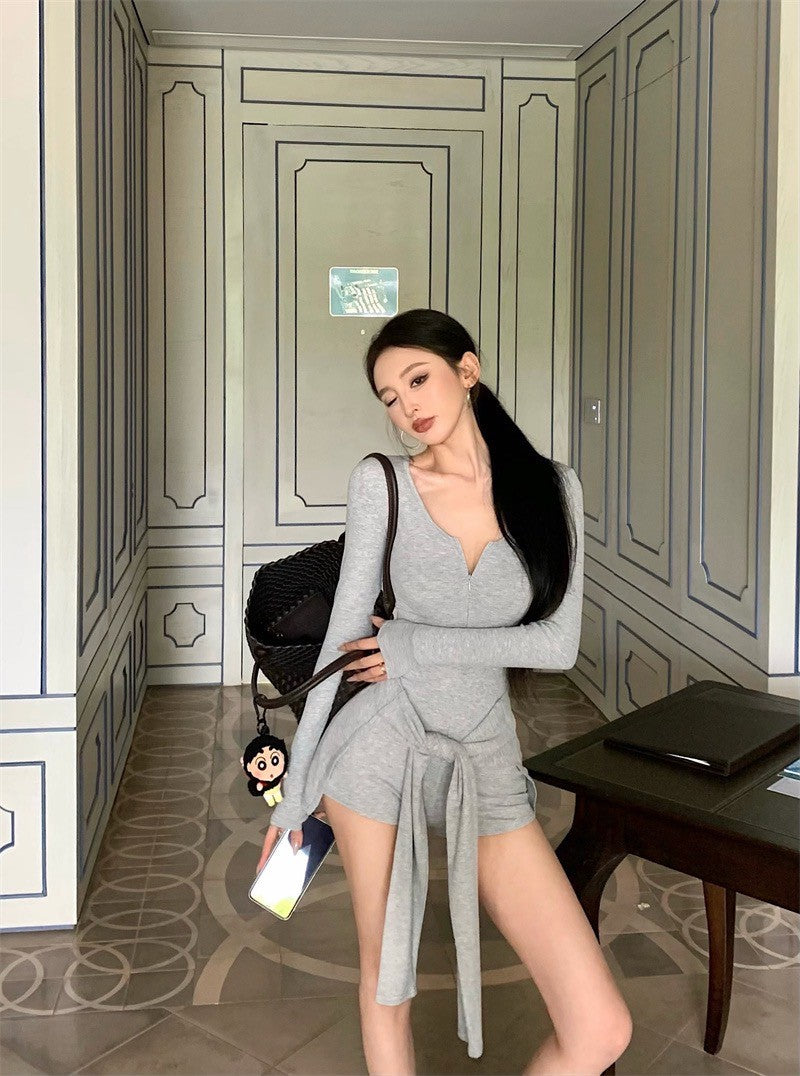 Apr. 時髦健身教練 歐美極致身材 U領拉鍊連體褲套裝 灰