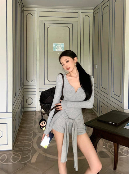 Apr. 時髦健身教練 歐美極致身材 U領拉鍊連體褲套裝 灰