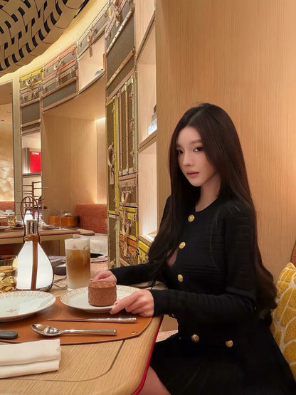 26Sep. 復古金扣縷空針織圓領外套 白/黑