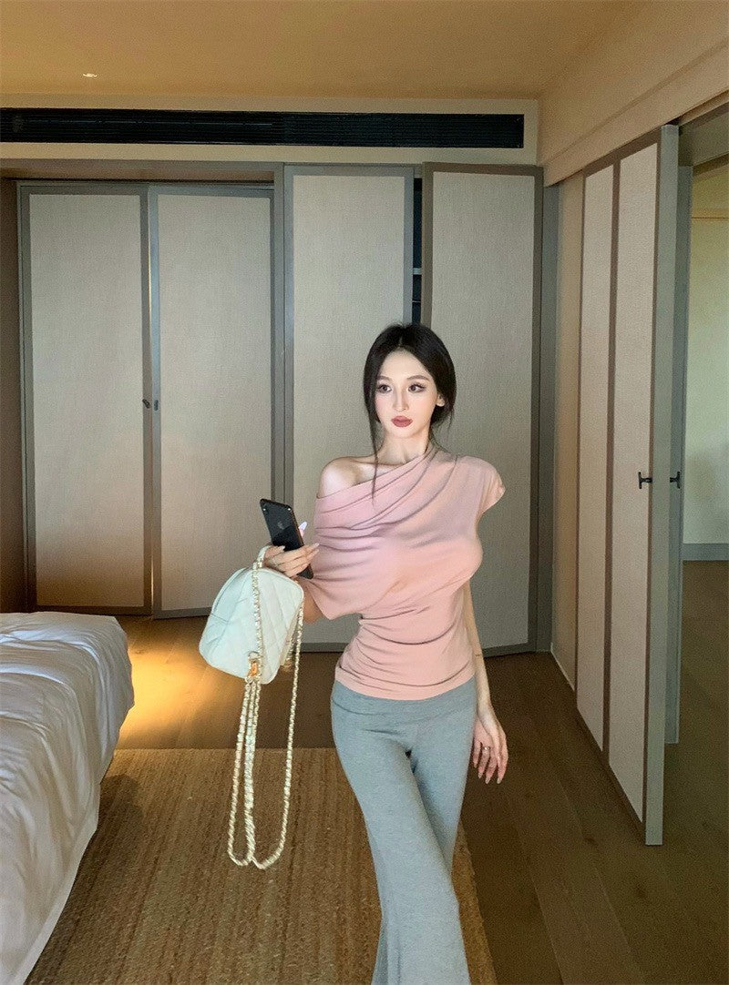 May. 輕氧週末 不規則斜肩蘯領上衣 粉 灰色休閒長褲