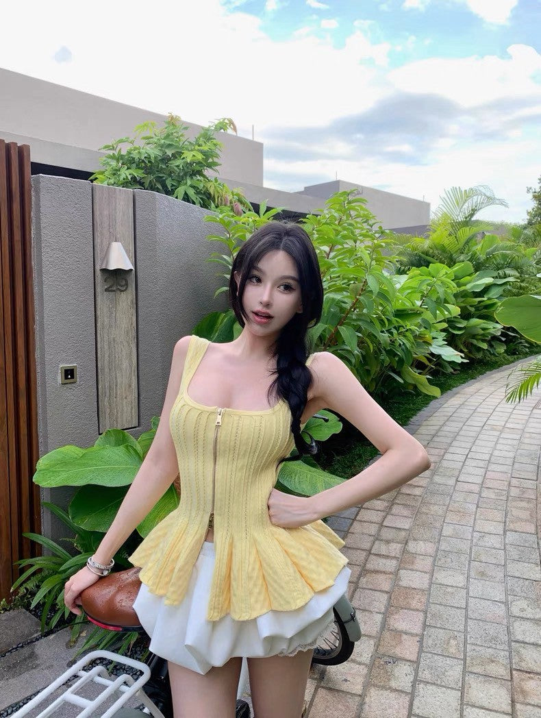 Jun. 休閒芭蕾 方領顯瘦收腰花瓣針織背心 黃