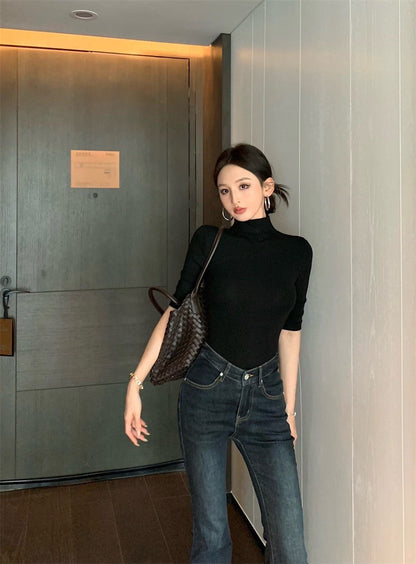 Jun. 穿不膩簡約高領五分袖彈力上衣 紅/黑 顯瘦喇叭褲