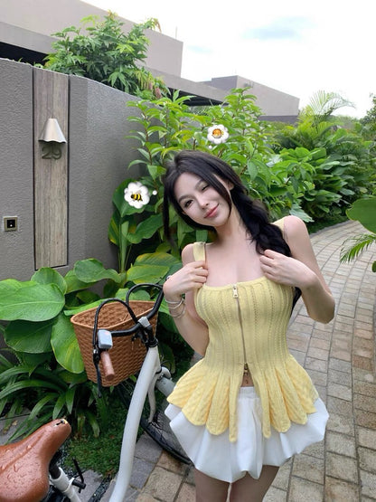 Jun. 休閒芭蕾 方領顯瘦收腰花瓣針織背心 黃