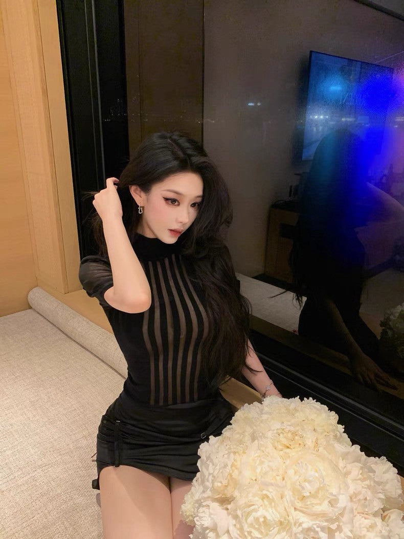 25Aug. 夢幻Franc*高奢時尚豎條感上衣 白/黑