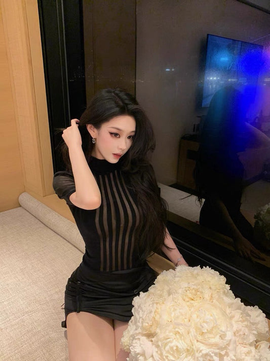 25Aug. 夢幻Franc*高奢時尚豎條感上衣 白/黑