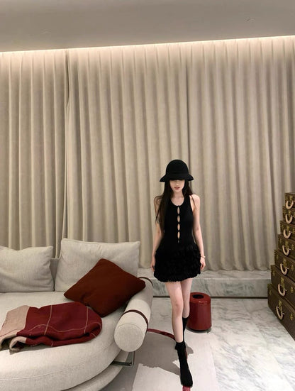 25Sep. 氣質千金經典黑拼接針織蛋糕連身裙