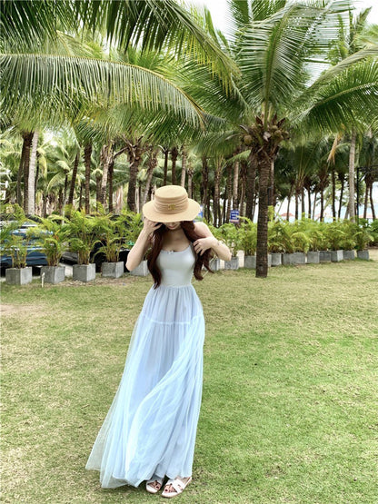 Jun. 嬌寵甜心 U領背心網紗拼接連身裙 淺藍