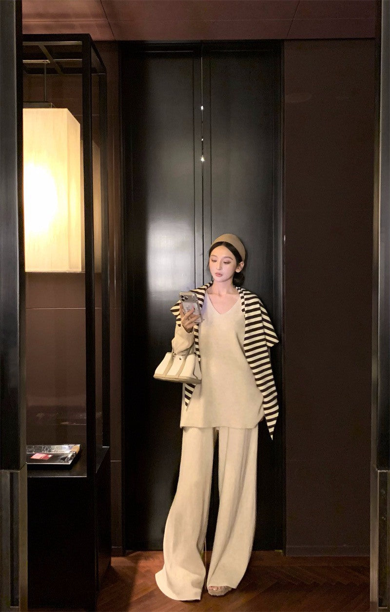 26Feb. 酷港女慵懶寬鬆披肩上衣三件套 杏/黑灰
