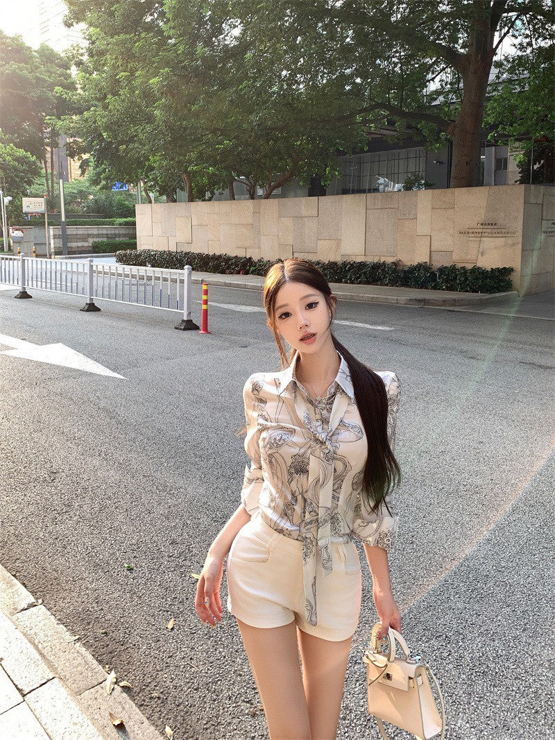 26Jan. 復古印花修身剪裁襯衫