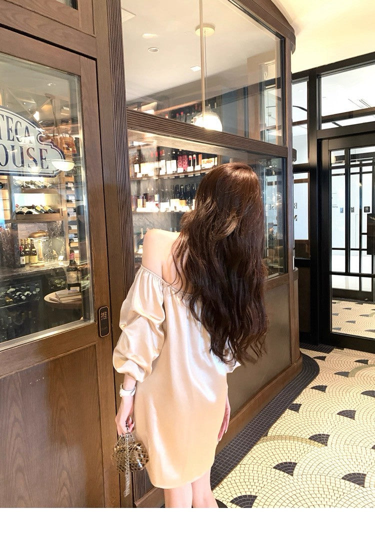 25Aug. 鎏金缎 水波紋高雅兩穿一字領連身裙