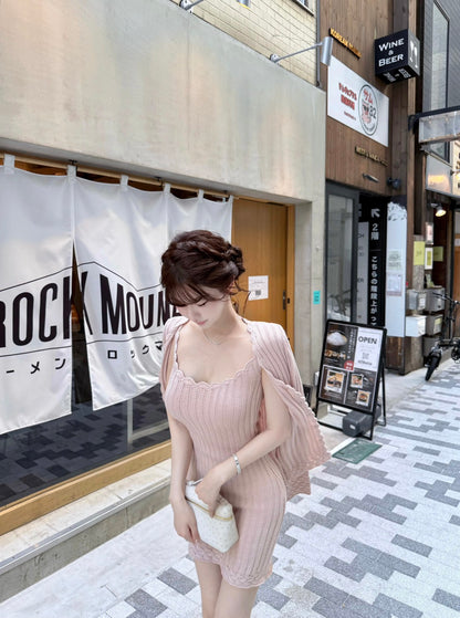 25Dec. 日常美女感V領鉤花粉色坑條針織連身套裝