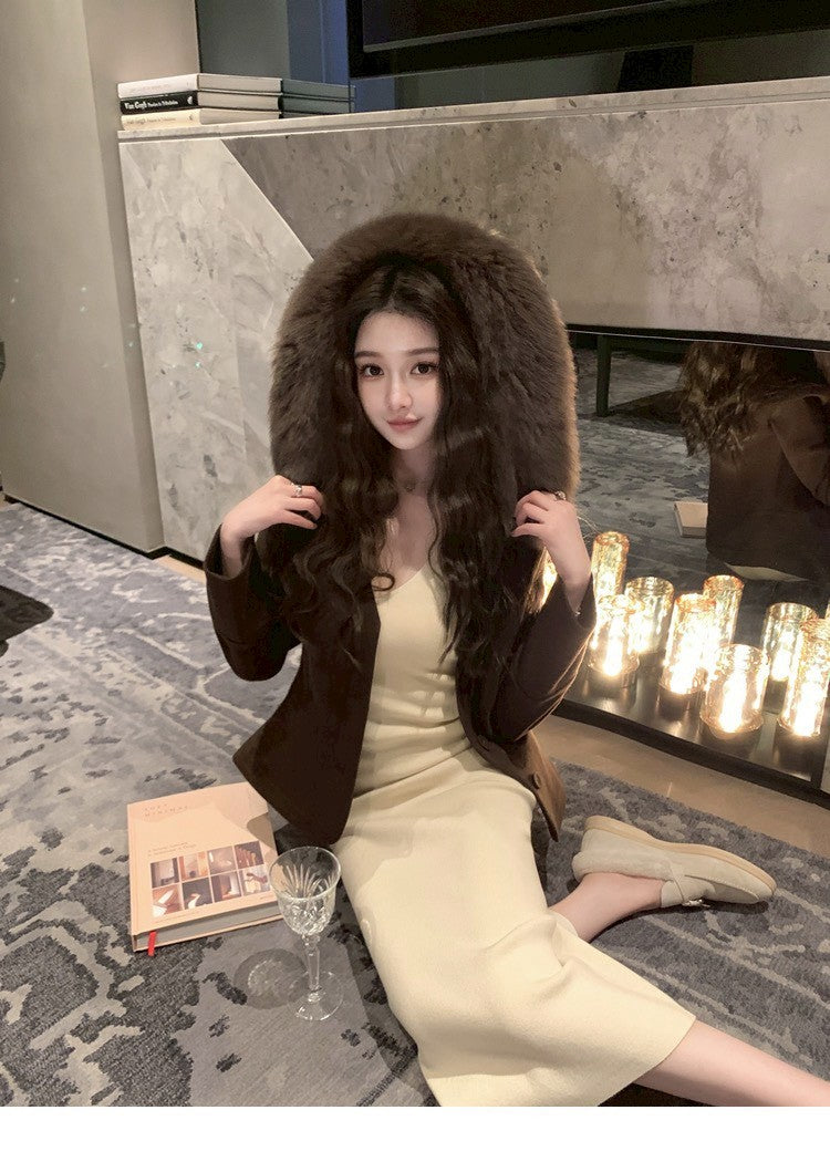 26Feb. 復古質感狐狸毛毛領咖色收腰外套
