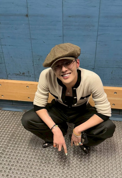 26Feb. 氣質小香權志龍同款南油高訂針織上衣 白底/黑底