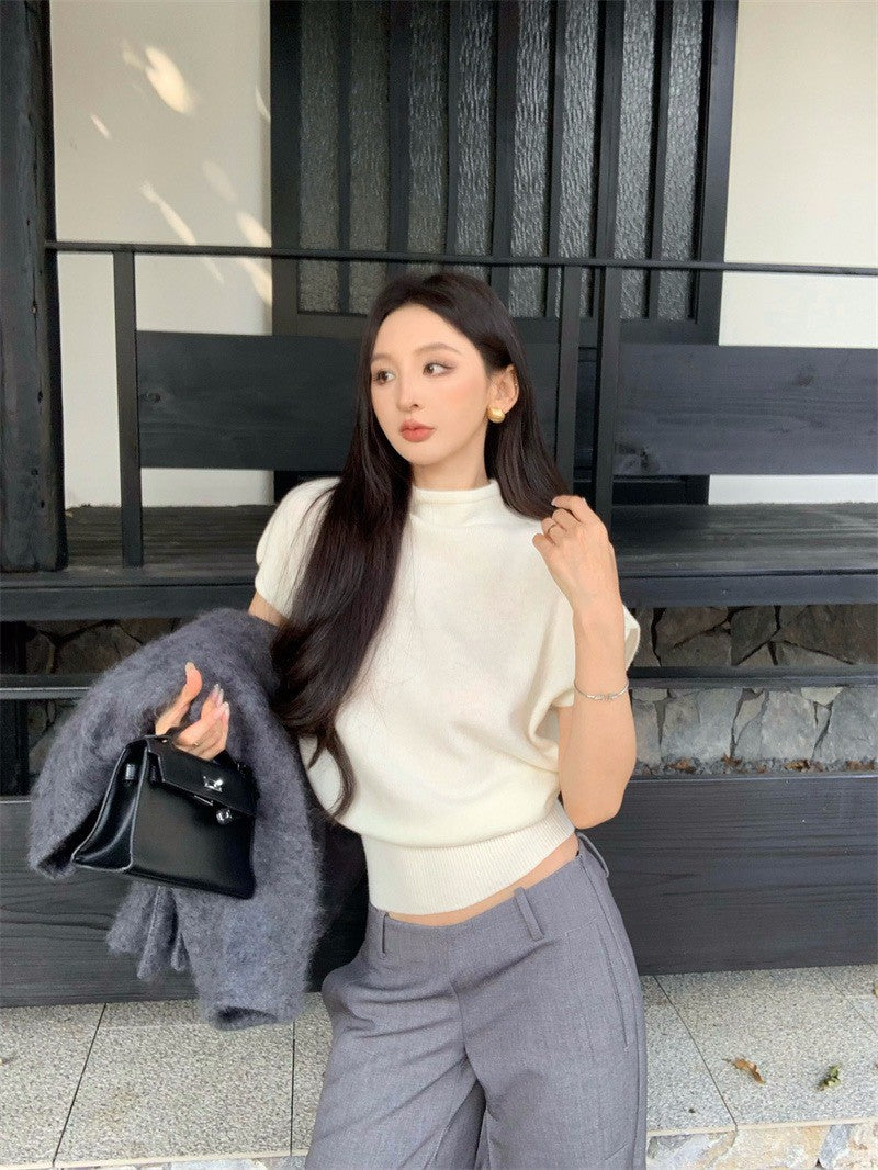 25Dec. 冬衣百穿微高領泡泡袖針織上衣 杏白/灰