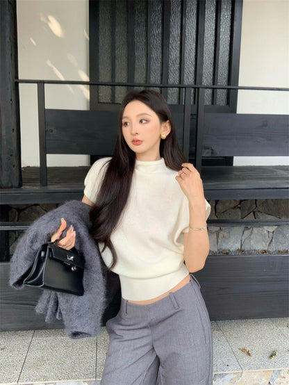 25Dec. 冬衣百穿微高領泡泡袖針織上衣 杏白/灰