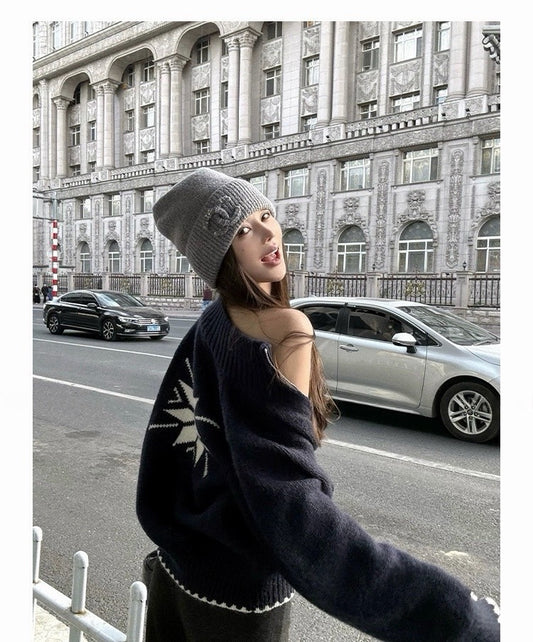 25Nov. 沉靜美式冬日大雪花片針織外套 藏藍