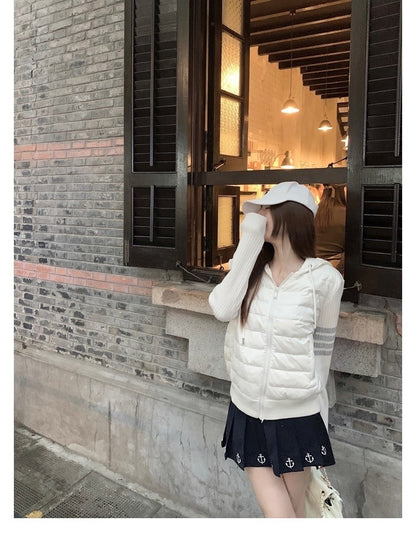 Dec. 擁抱暖冬 TB針織拼接90白鴨絨連帽外套 白