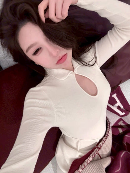 26Jan. 中古水滴縷空小翻領針織上衣 白/藏青/卡其