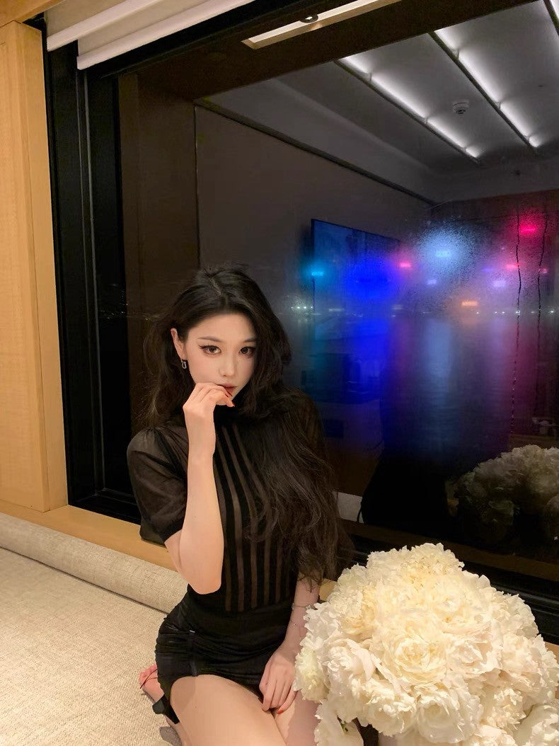 25Aug. 夢幻Franc*高奢時尚豎條感上衣 白/黑