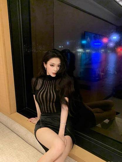 25Aug. 夢幻Franc*高奢時尚豎條感上衣 白/黑