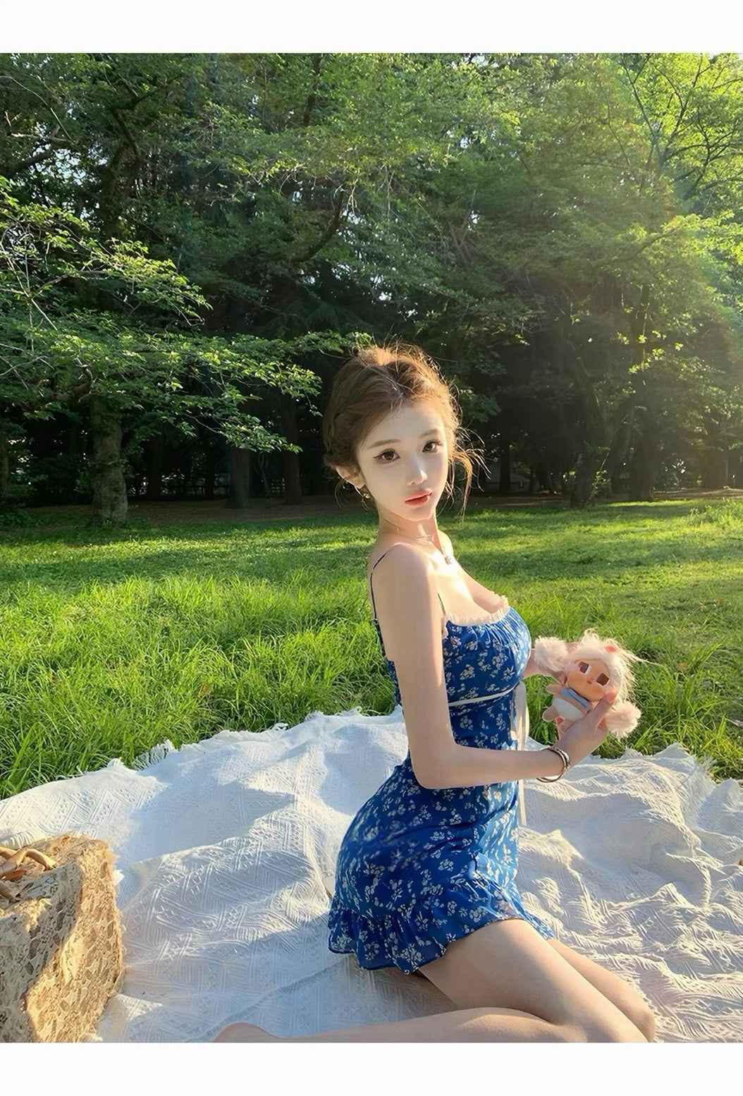 26Jul. 海島浪漫 小白碎花收腰短洋裝