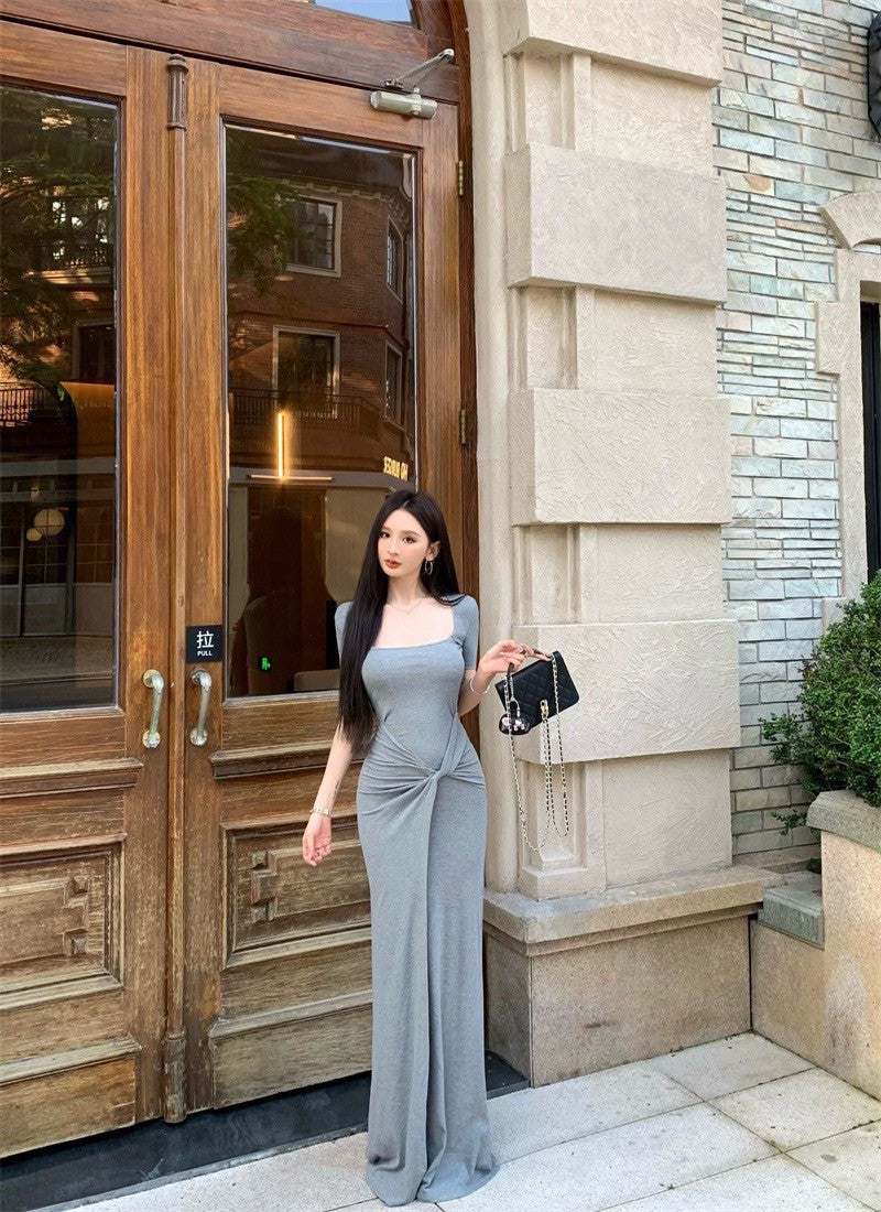 25Aug. 舒適性休閒方領綁帶遮肉肉連身裙 灰/黑