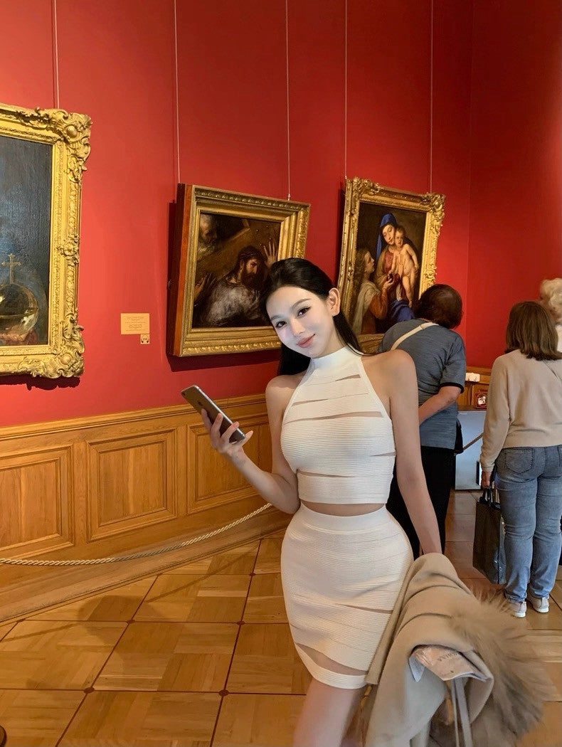 25Aug. 性感純欲嫵媚特殊工藝針織背心半身裙套裝 白/黑