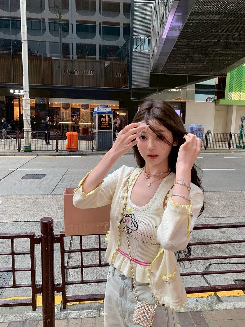 Jun. 童趣魚兒刺繡 收腰花瓣針織背心 杏