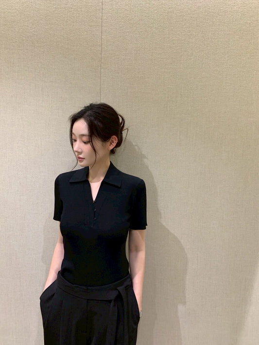 25Aug. 新款鈕扣領斜紋針織polo上衣 黑