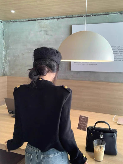 26Jan. 復古千金法式奢華雙排金釦針織外套 黑/白