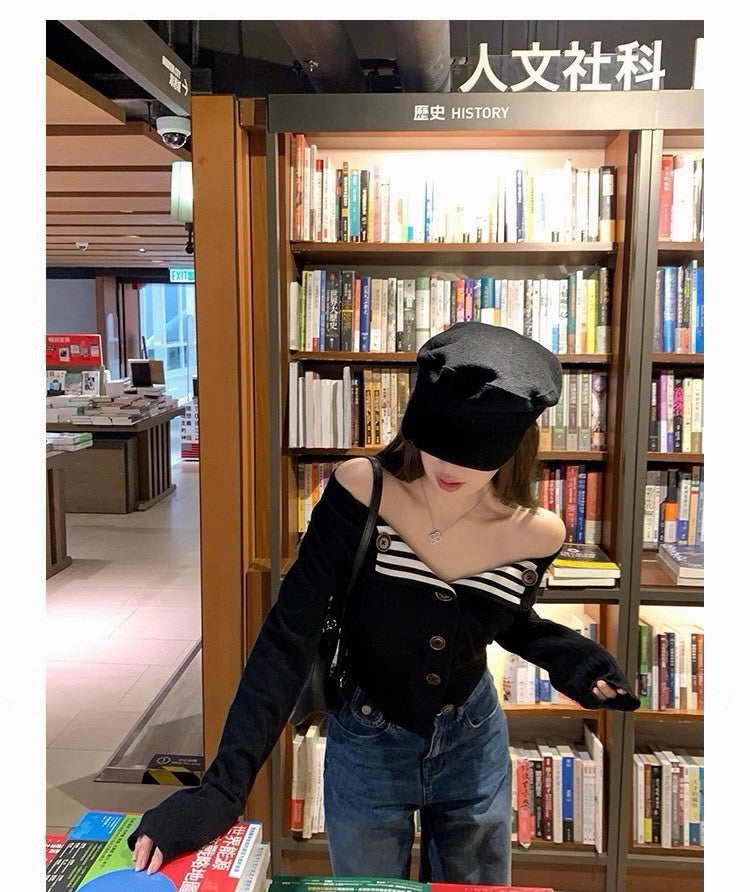 26Jan. 黑白協奏復古撞色V排扣針織上衣