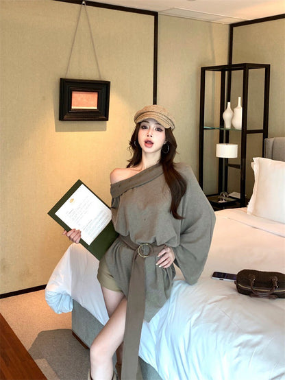 26Jan. 復古美式鬆弛vibe披風罩衣 卡其