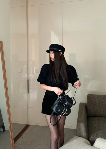 Feb. 俄羅斯娃娃 泡泡袖高領五分袖針織上衣 黑色A字裙