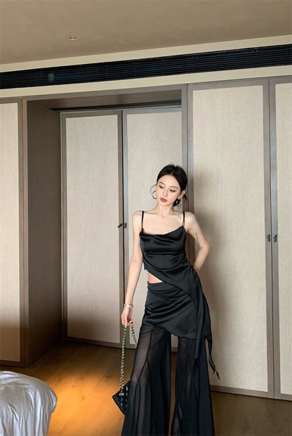 May. 黑天鵝晚宴 辣妹金釦緞面背心套裝