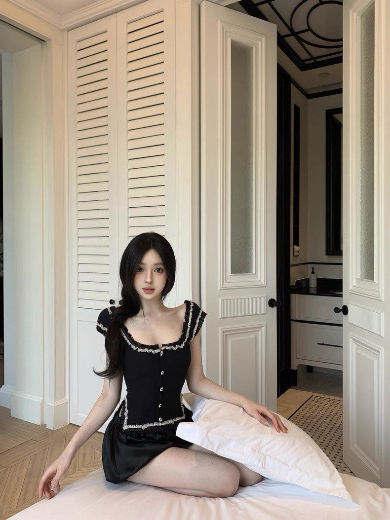 25Aug. 法式古著多層蕾絲花兩穿上衣