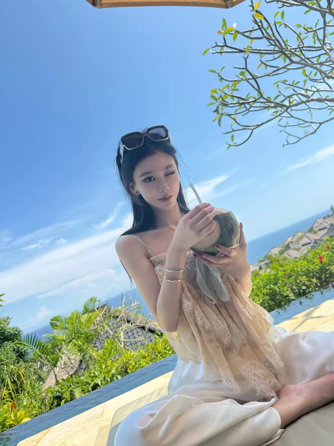 26Jun. 不費力時髦 浪漫渡假碎花背心
