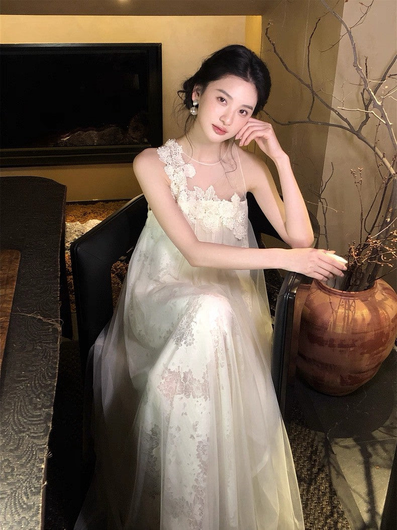26Apr. 花滿枝 氣質手工繡花細紗連身裙 杏
