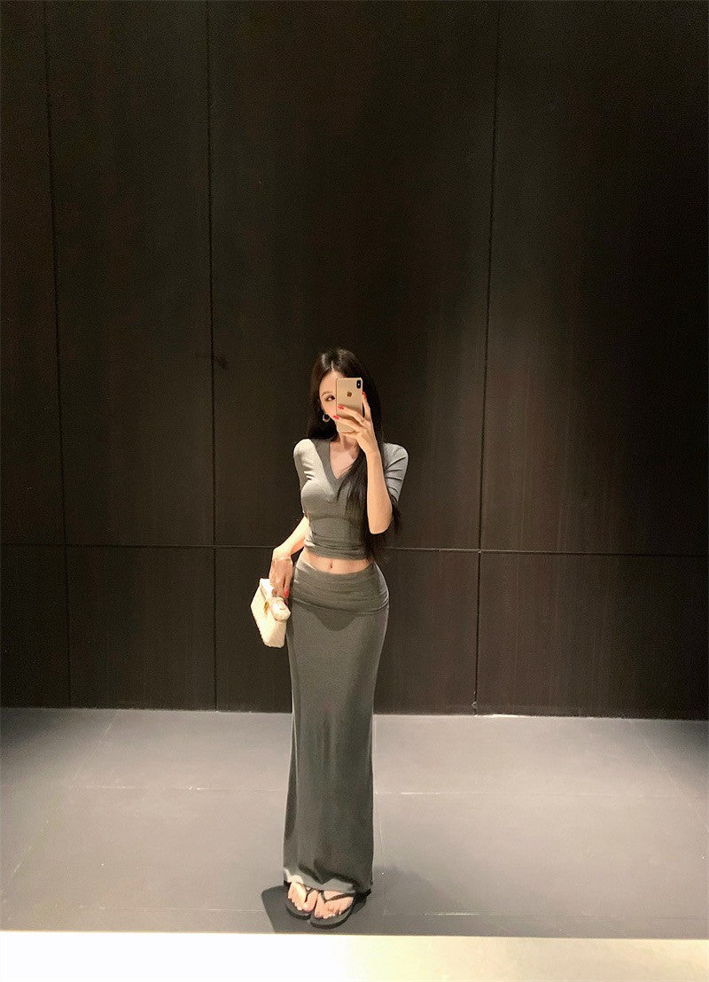 25Sep. 高級感V領五分袖魚尾半身裙套裝 灰/黑