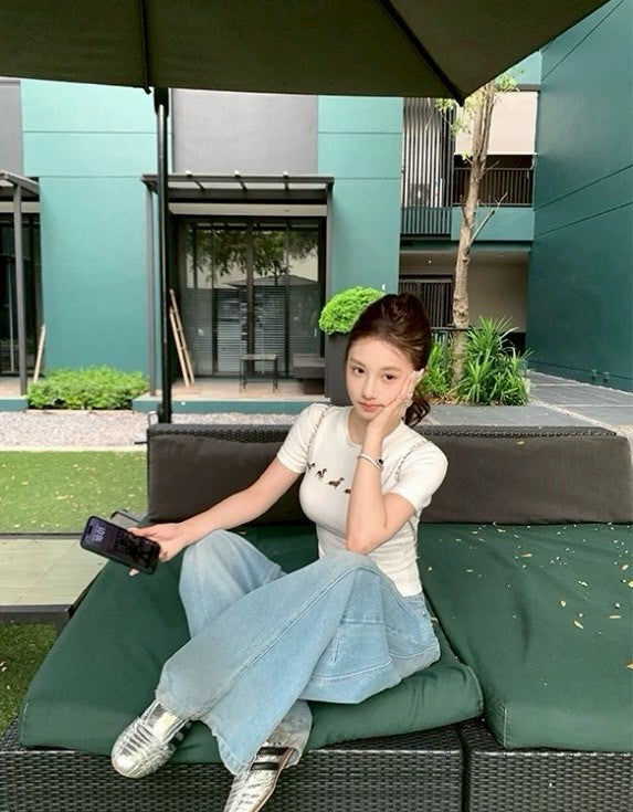 May. Jennie同款臘腸狗 美式正肩彈力上衣 白