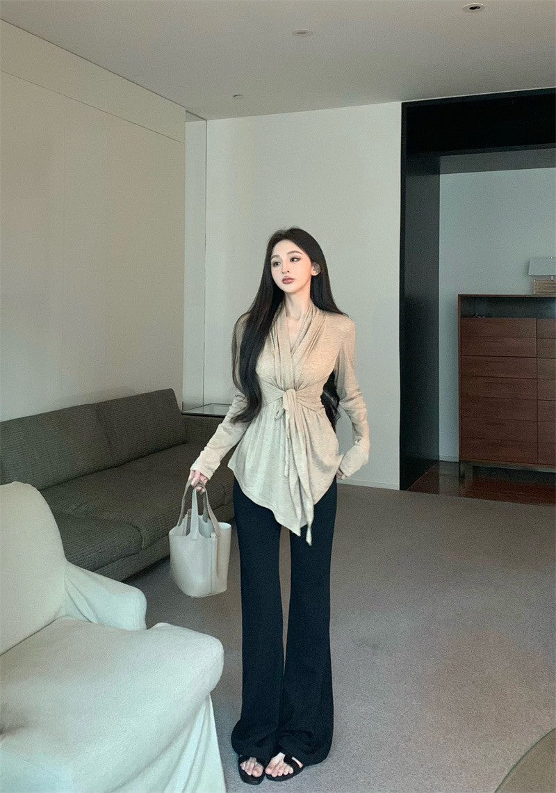 May. 氣質疊領綁帶長袖開衫 杏 高腰微喇叭黑色休閒褲