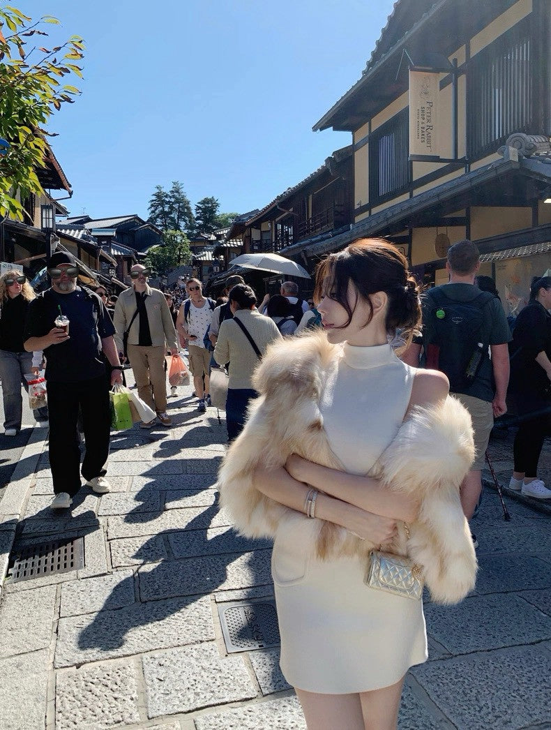 26Jan. 秀款厚磅中古金釦口袋半身裙 2款長度3色 白