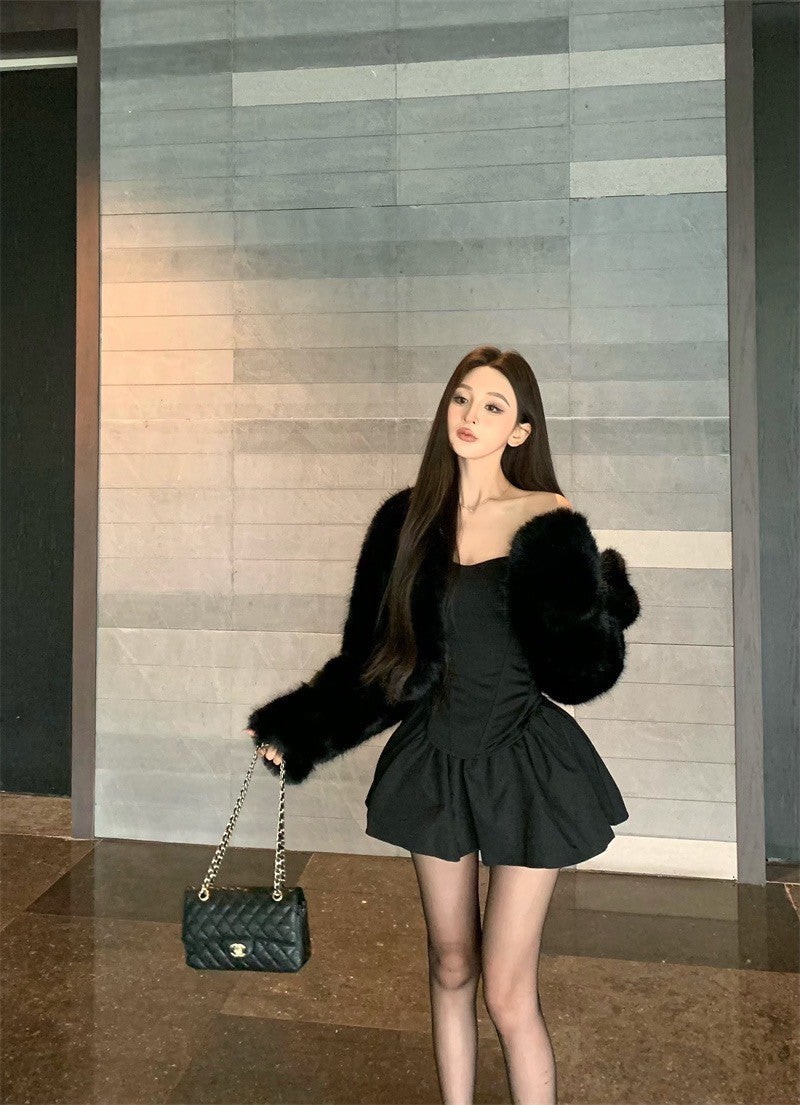 25Jul. 高冷御姐 黑色魚骨抹胸 花苞半身裙 黑