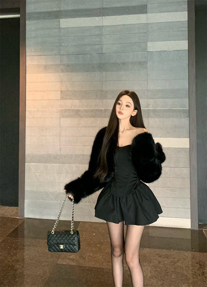 25Jul. 高冷御姐 黑色魚骨抹胸 花苞半身裙 黑