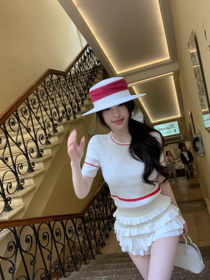 25Aug. ‘’萬能顯瘦‘’百搭蛋糕花苞針織褲裙 白